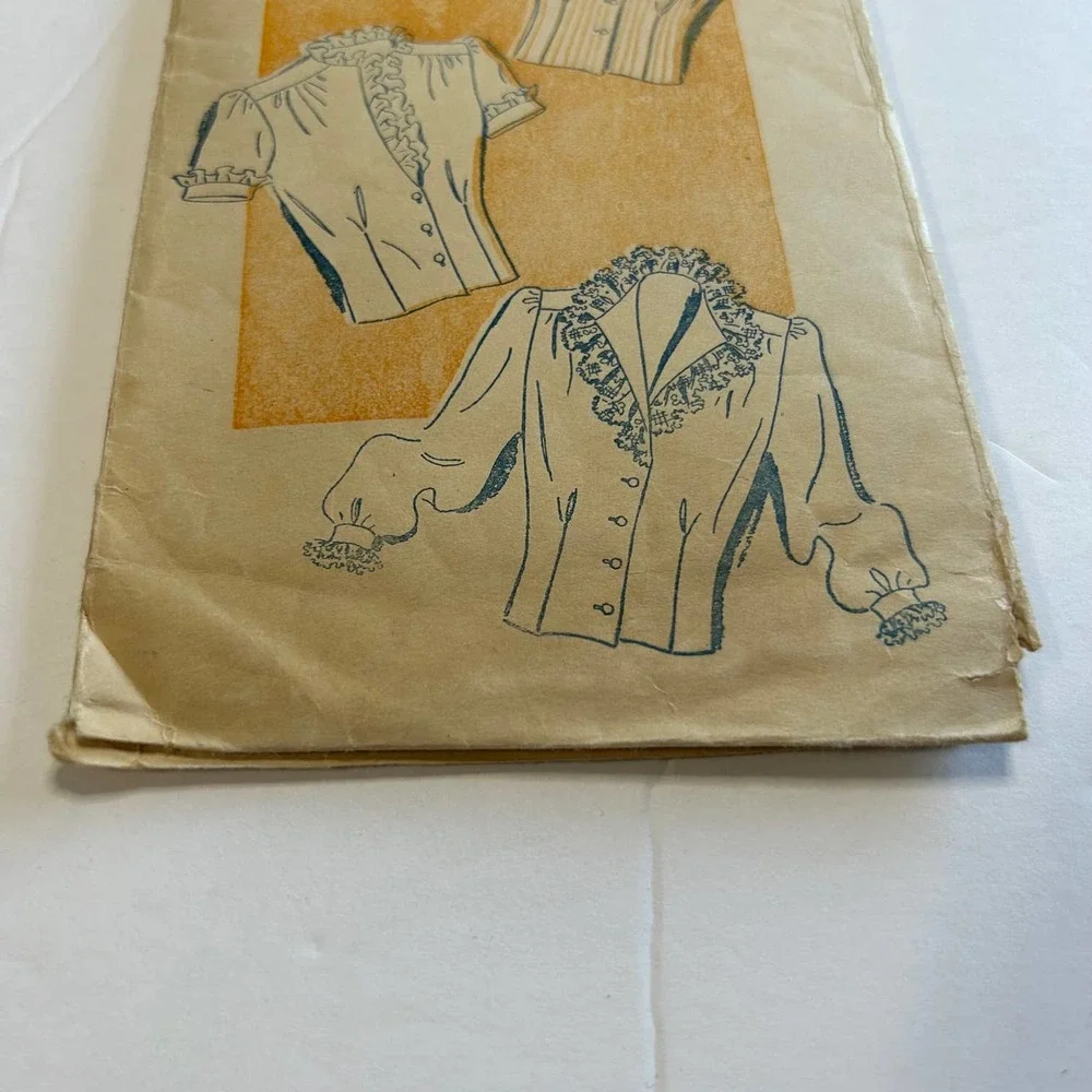 Vintage 1940's New York Pattern‎ #1794 Blouses Size 14-32
